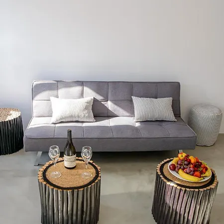 Arcadoia House *